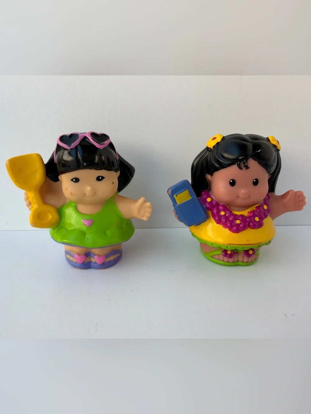 4/$25 - Fisher Price Little People Beach Figures Sonya Lee & Girl Lei Hawaiian